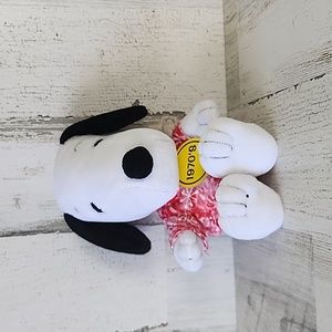 Peanuts Snoopy 1970's groovy tie dye tshirt plush stuffed animal 7"